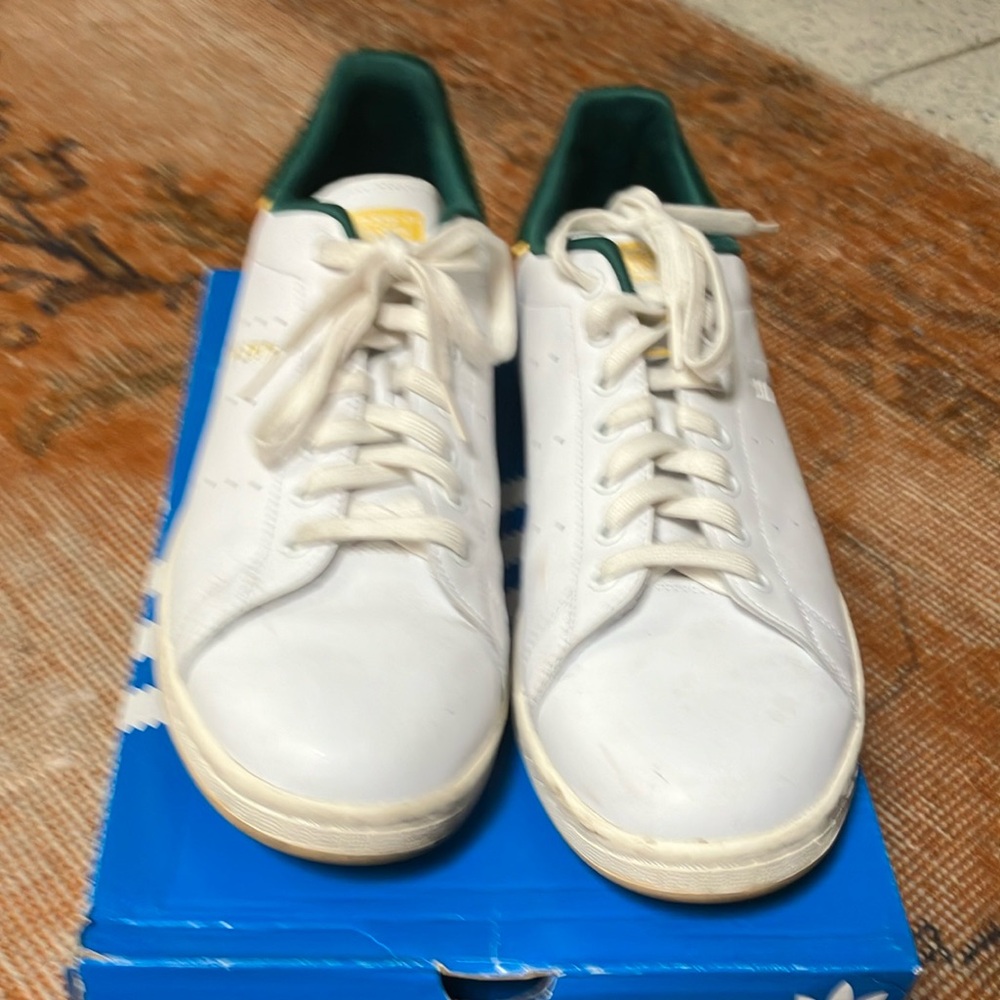 Mens Leather white Stan Smith sneakers